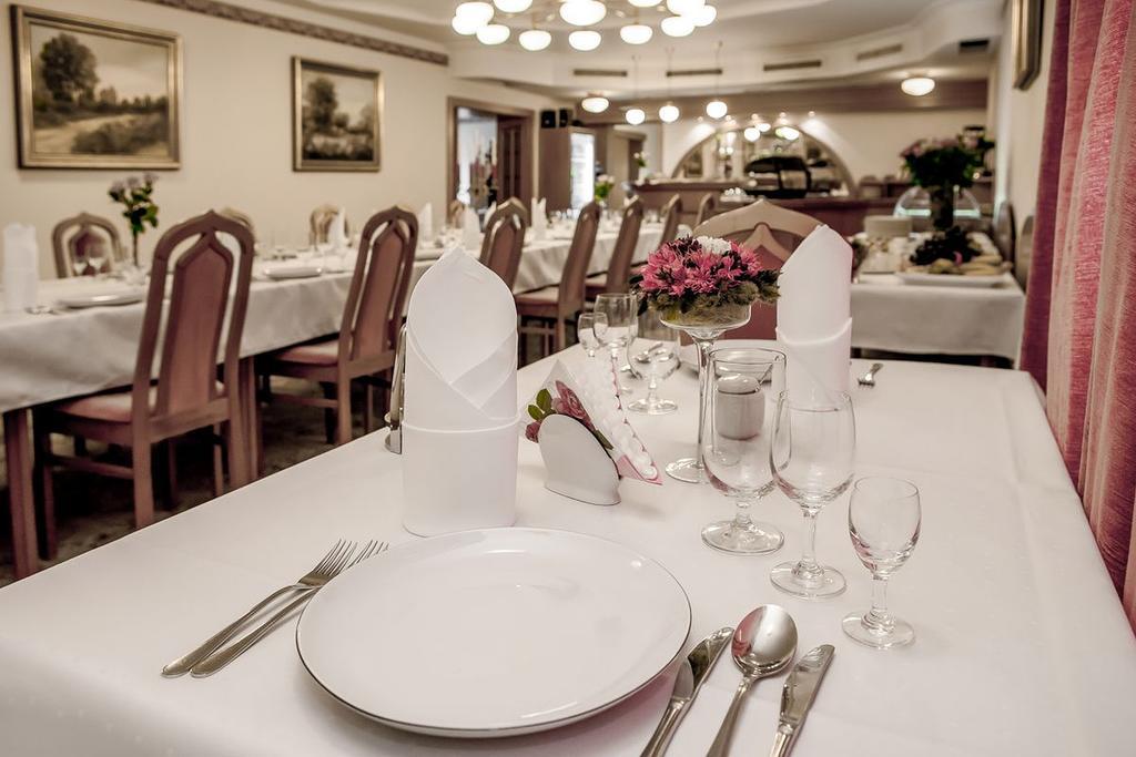Bed and Breakfast Palazzo Adler Swarzędz Exteriér fotografie