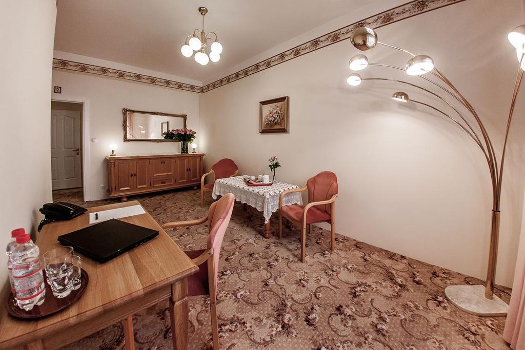 Bed and Breakfast Palazzo Adler Swarzędz Exteriér fotografie